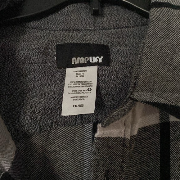 Men’s Gray, White, & Black Shirt - Picture 2 of 3